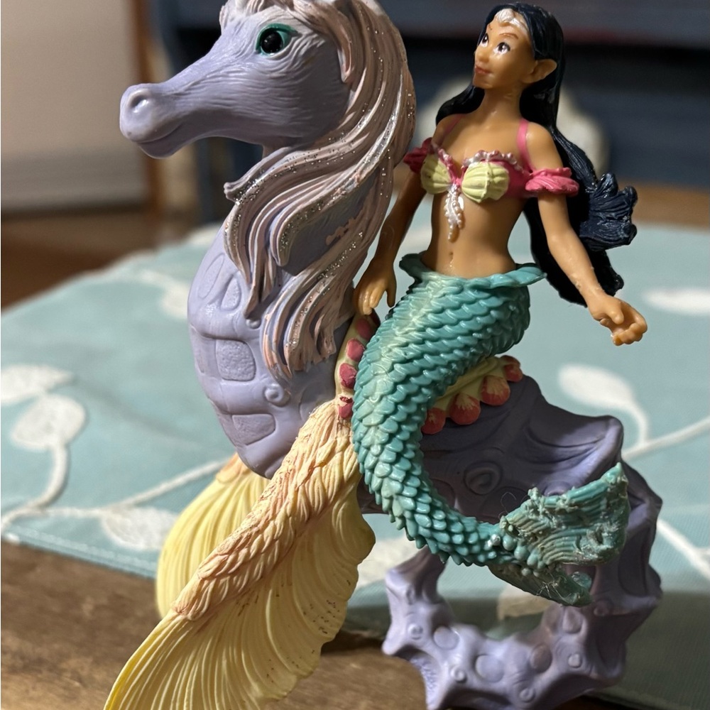 RETIRED Schleich Isabelle on Seahorse